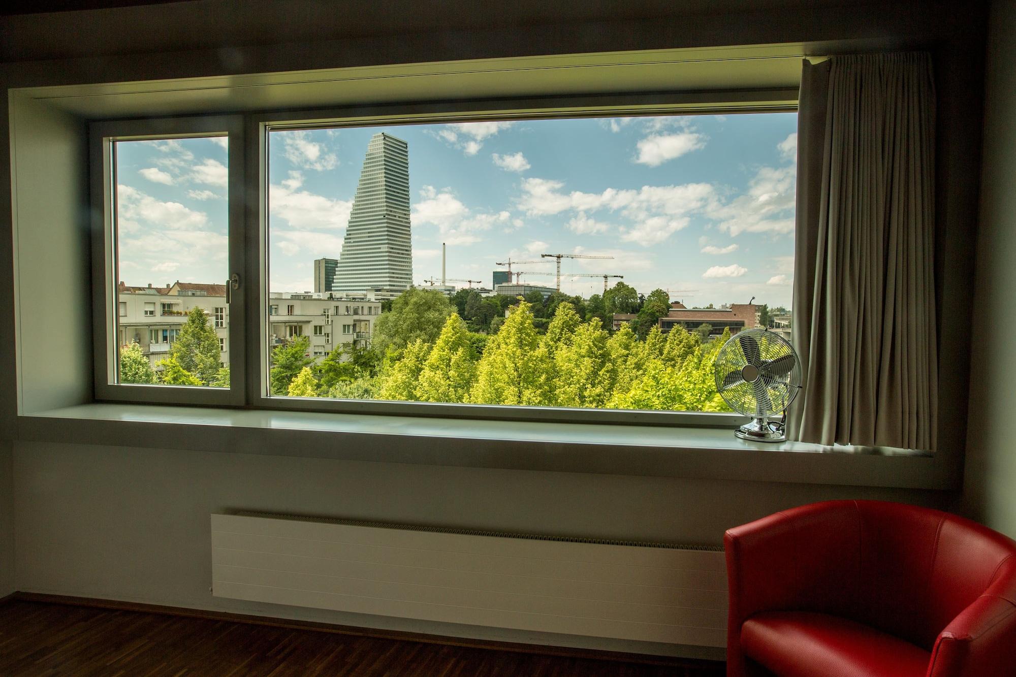 Dasbreitehotel Am Rhein بازل المظهر الخارجي الصورة