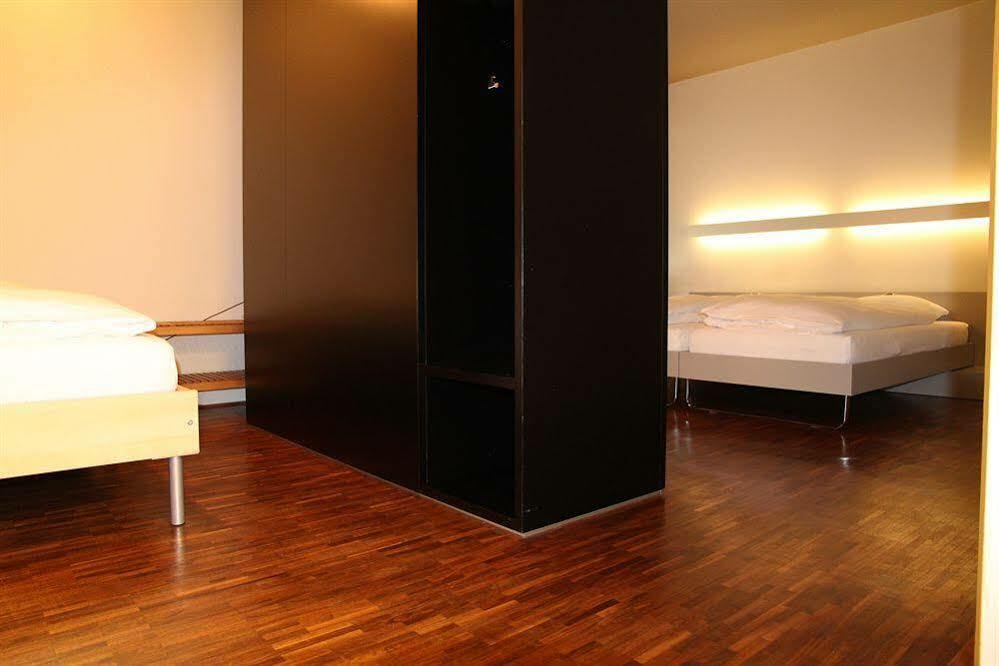 Dasbreitehotel Am Rhein بازل المظهر الخارجي الصورة